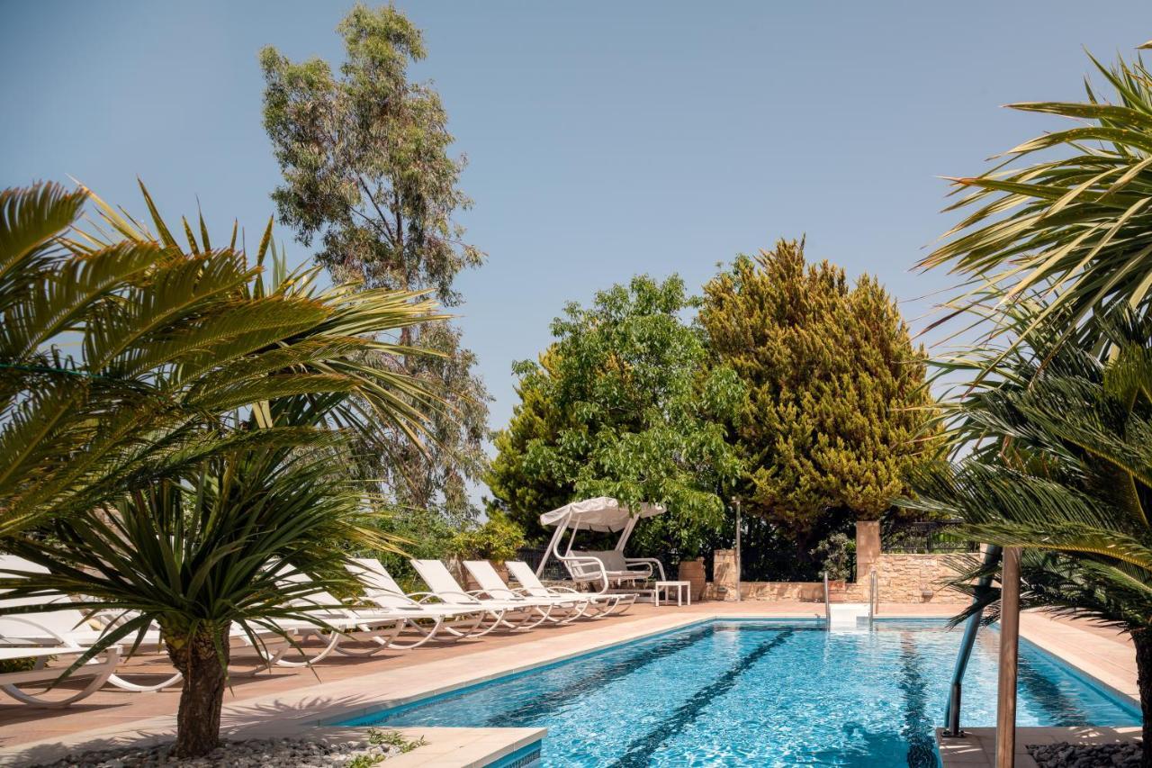 Tsourlakis Residence, An Oasis Of Tranquility, By Thinkvilla Pigi  Bagian luar foto