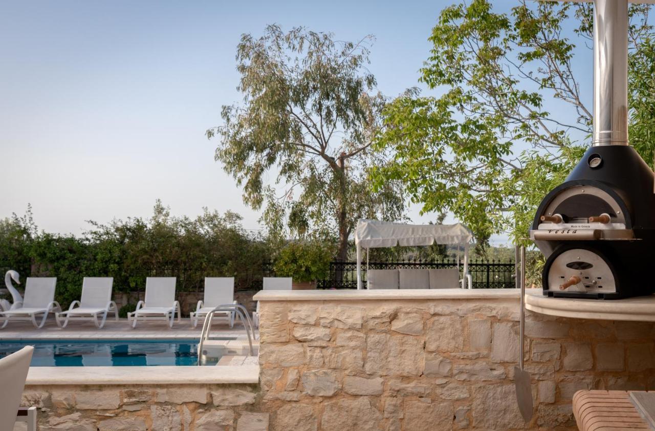 Tsourlakis Residence, An Oasis Of Tranquility, By Thinkvilla Pigi  Bagian luar foto
